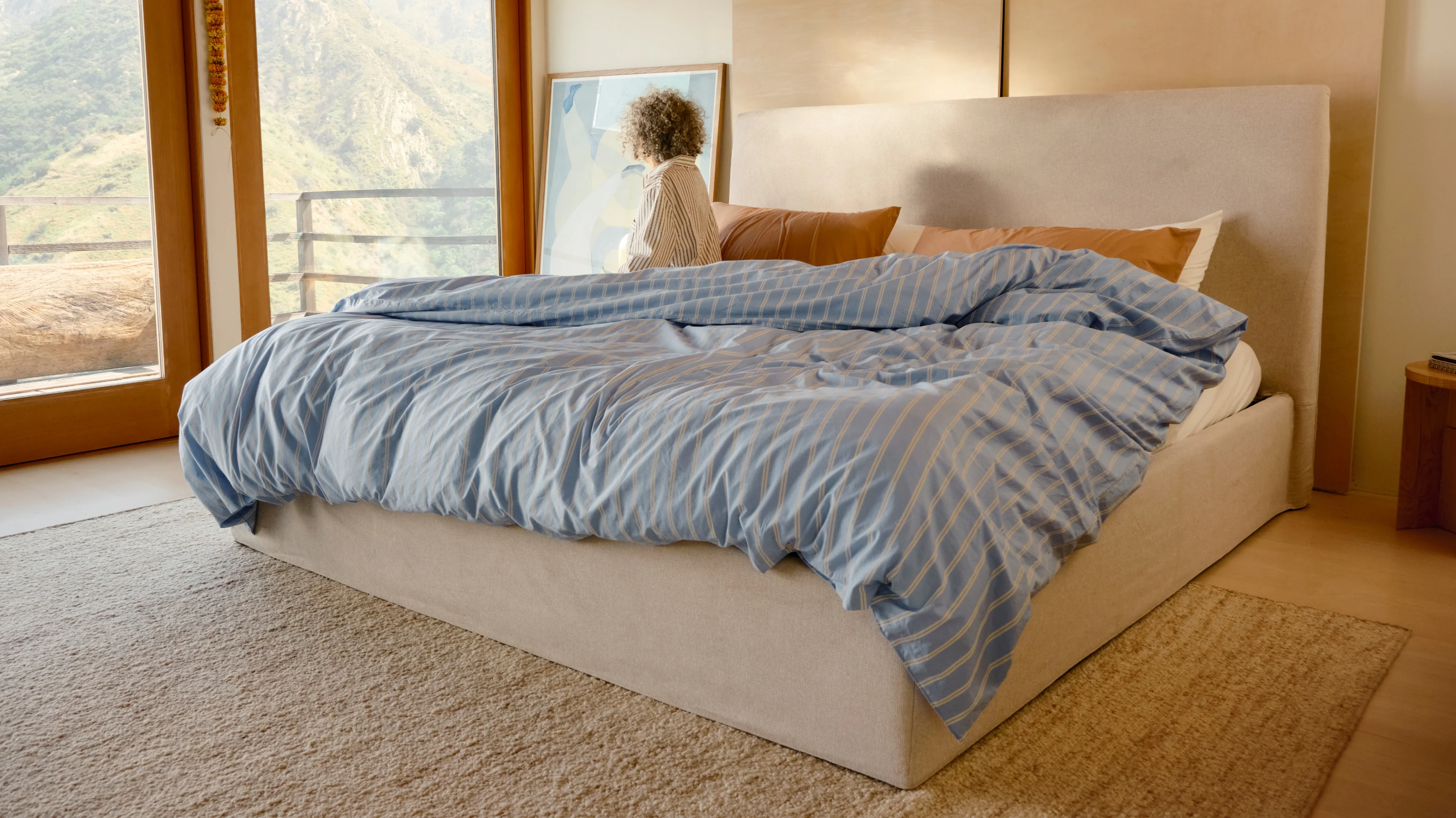 Wave Storage Bed, King, Latte - Image 12